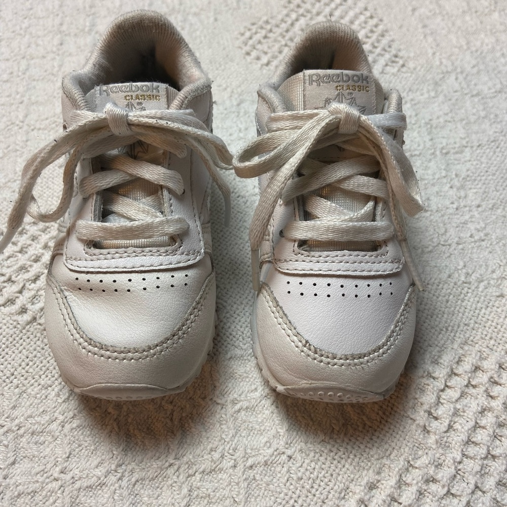 Reebok Classic Toddler 6C Shoes